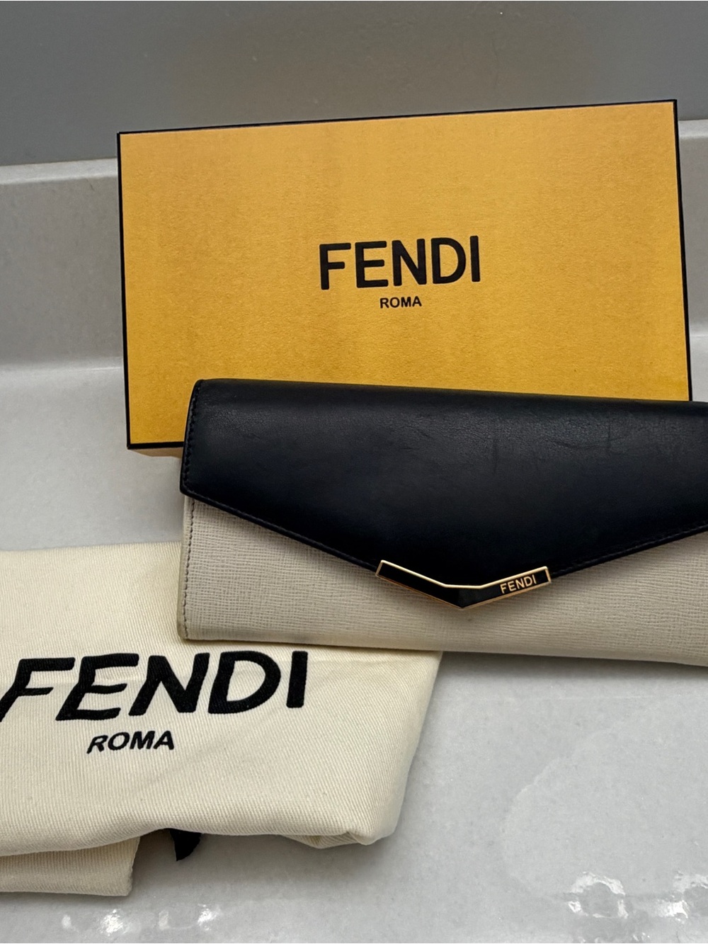 Fendi 2Jours Continental Wallet โ Black & Beige Bicolor Saffiano Leather